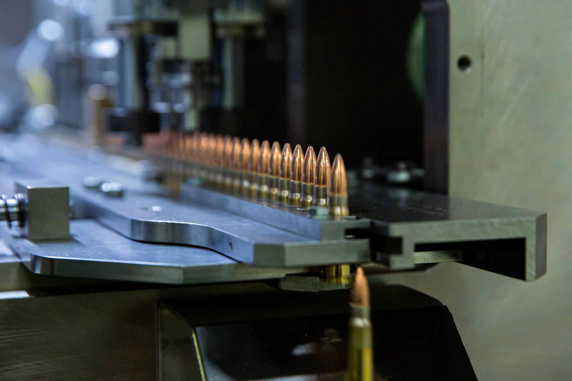 Military support for Ukraine: Ammunition continues to flow from Czechia, Slovakia waits and Poland shows continuing support