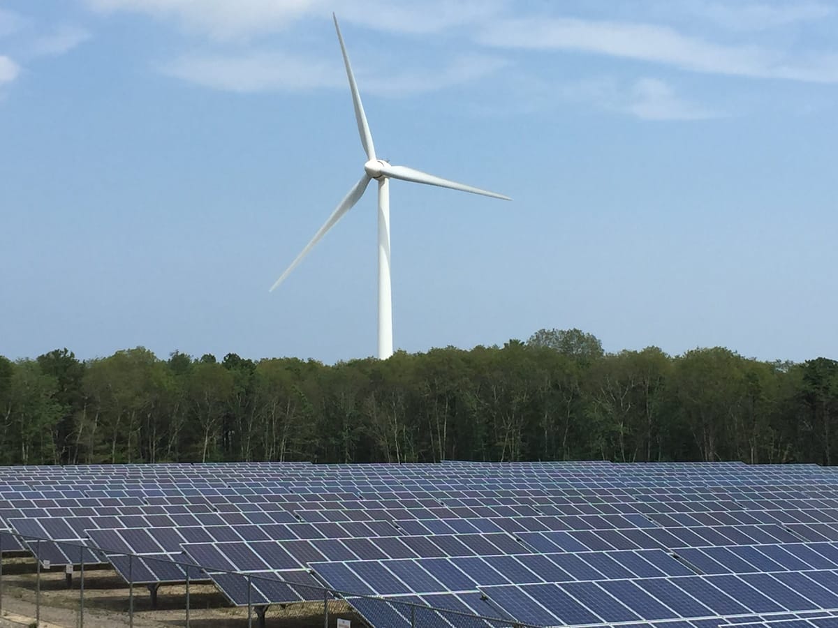 Romania rolls out strategy for solar, wind power