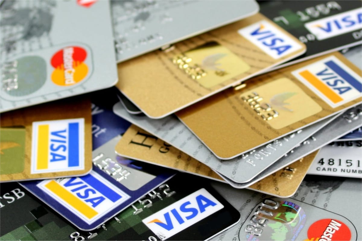 Romania makes card payment compulsory option