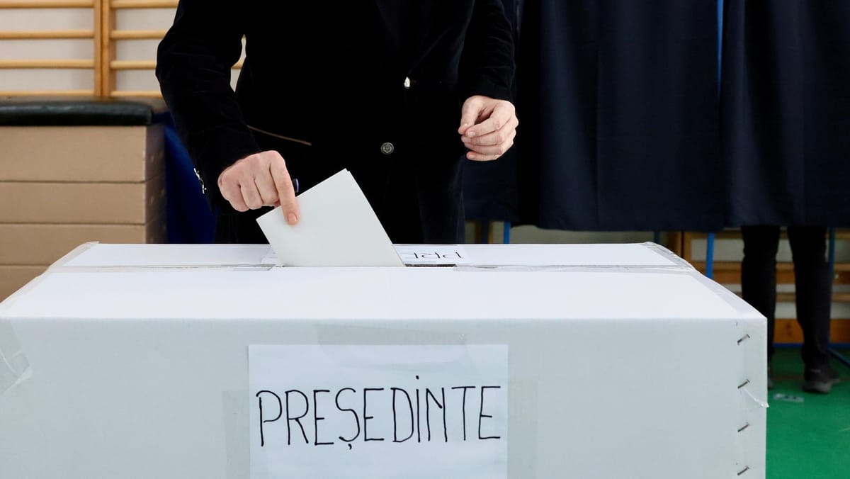 Populist surge in Romanian presidential election sees PM humbled