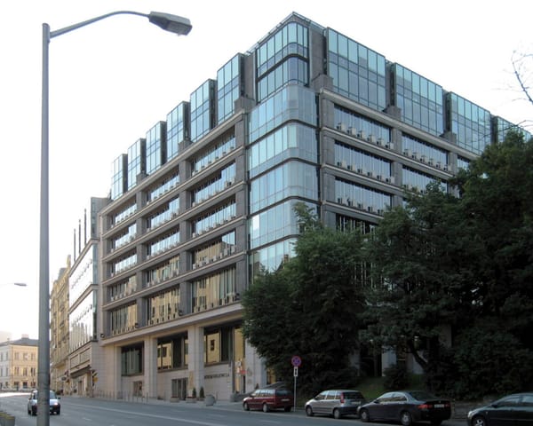 Polish bourse WIG index tops 100,000 points in historic first