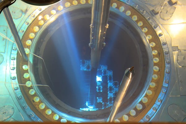 Slovenia mulls French, US bids for nuclear project