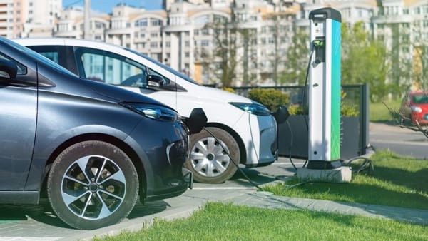CEE auto industry powers exports, stalls on e-mobility