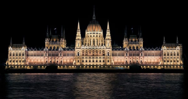Poland takes anti-war drive to Hungary