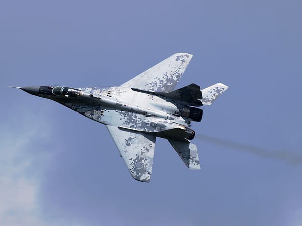 Slovakia sends 13 fighter planes to Ukraine