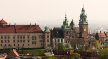 Polish eurozone enthusiasm falls – poll finds